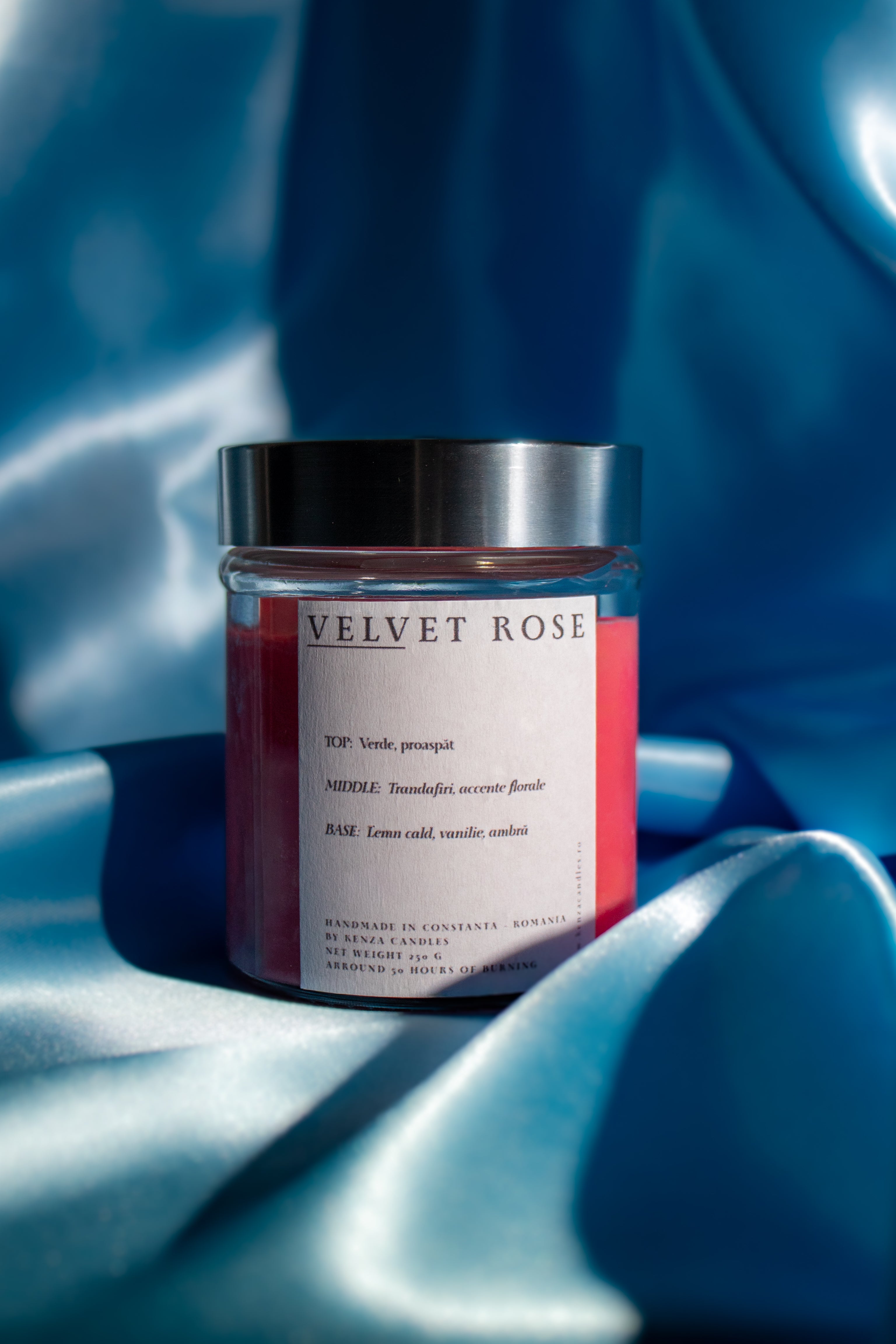 Lumânare VELVET ROSE/250g - Trandafiri,Vanilie, Ambră