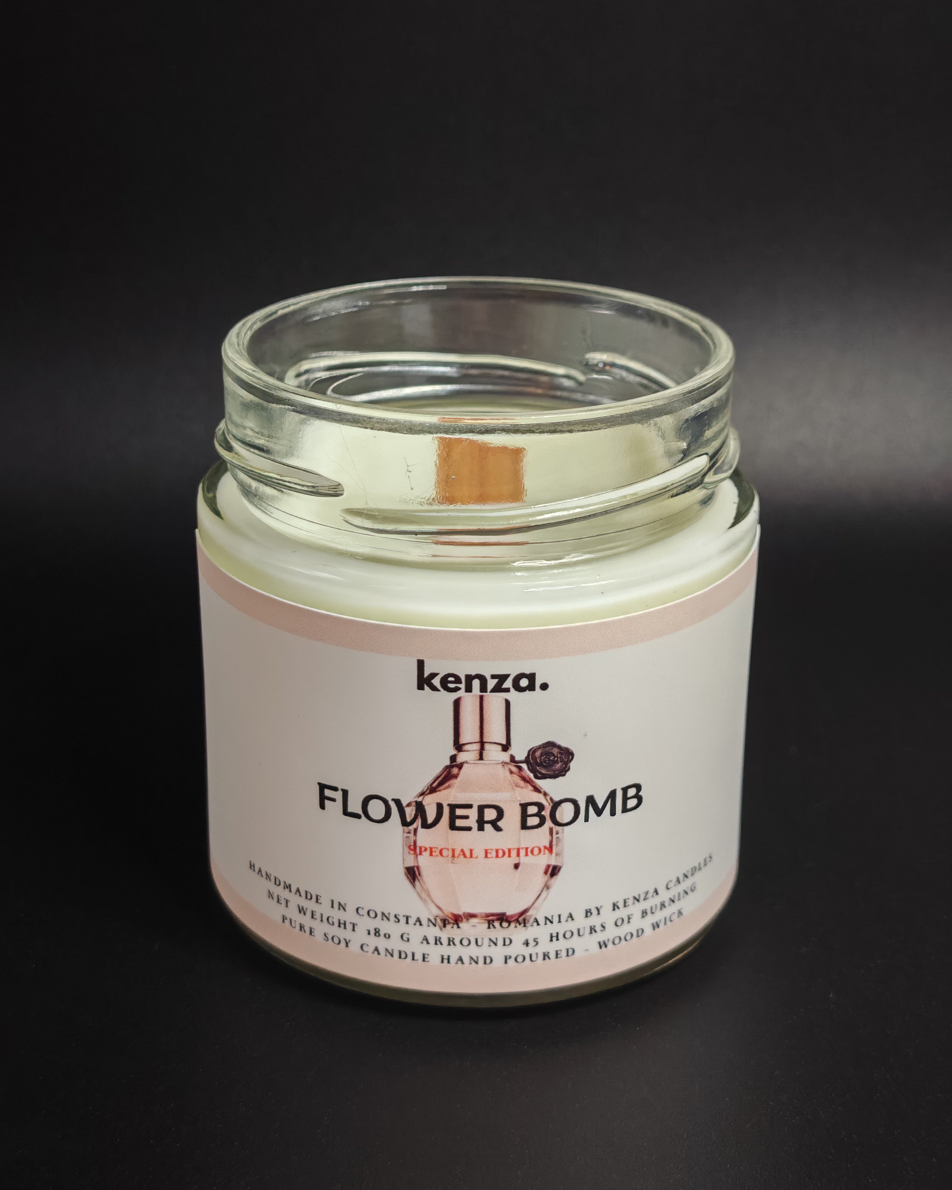 Lumanare Flower Bomb 180g Colectia primavara vara